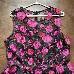 Size 14 Floral embroidered formal dress- tahari